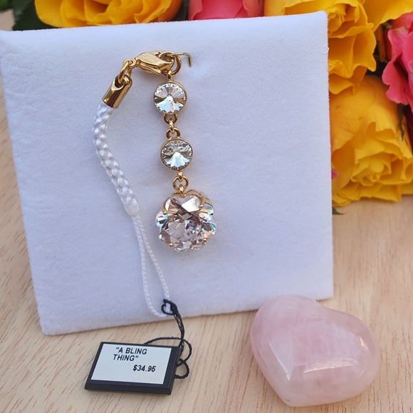 Gold Bag Key Charm - Picture 4 of 5